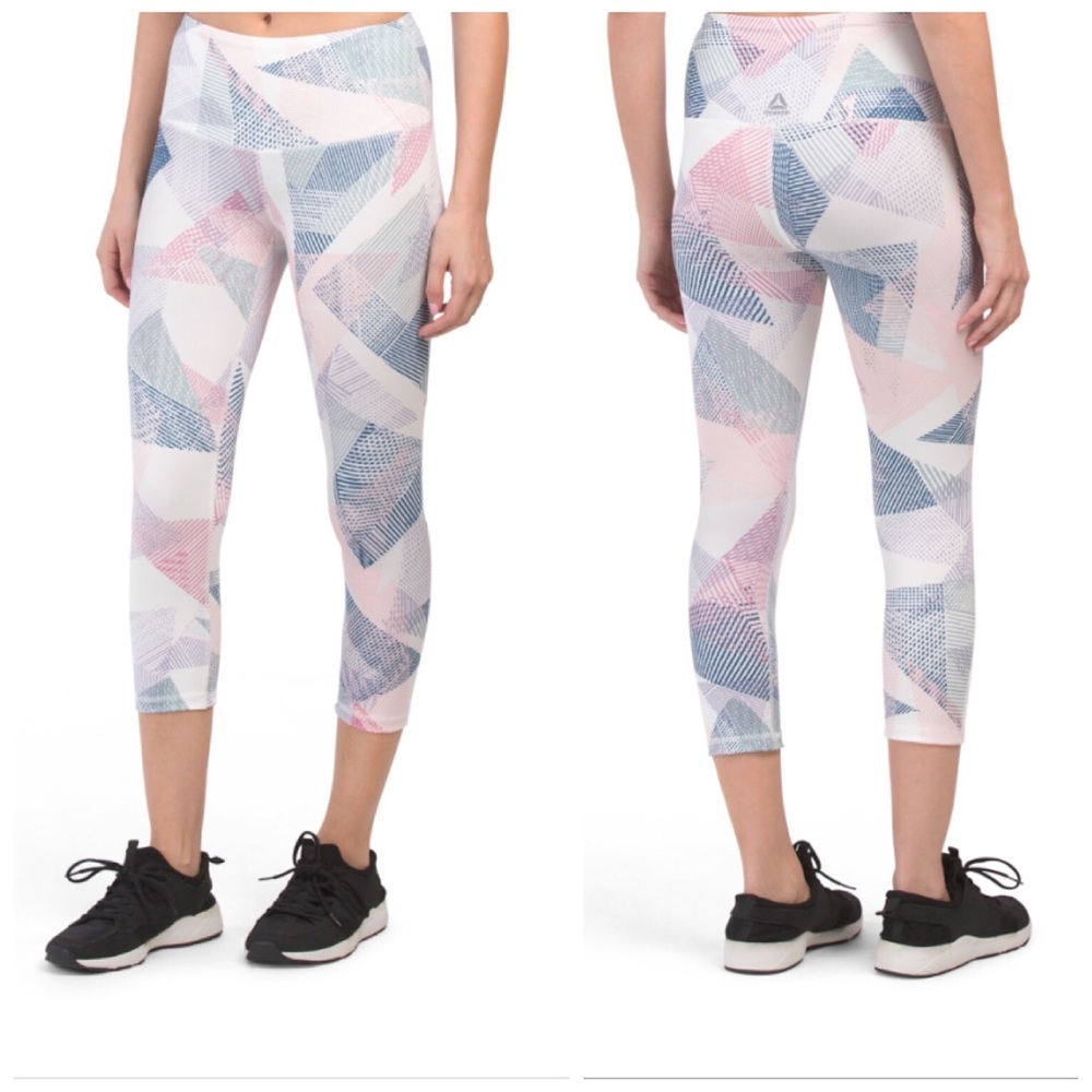 Last one! new reebok high rise capri